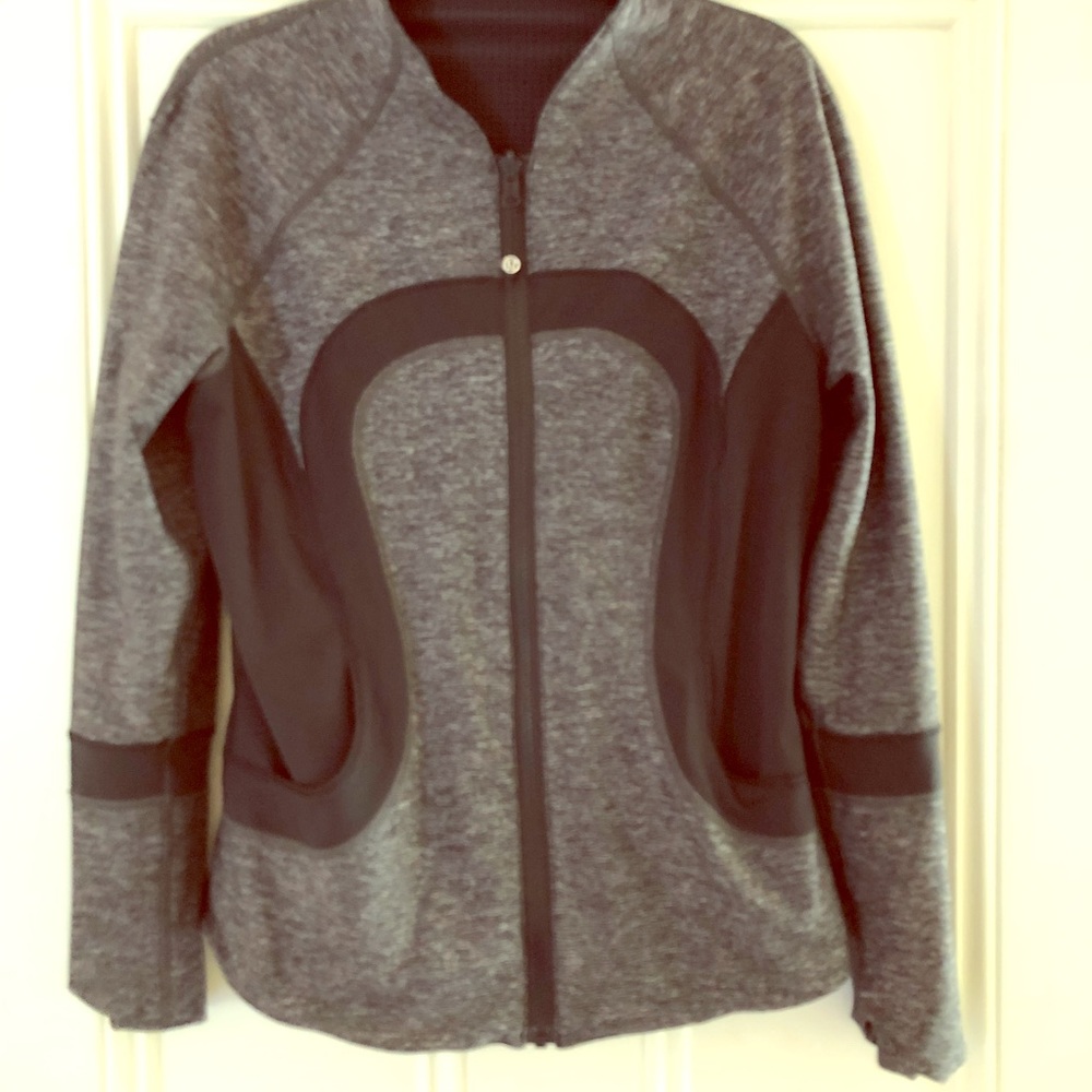 EUC Lululemon reversible jacket